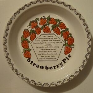 Vintage Dee Strawberry Pie Recipe Dish - Pie Plate